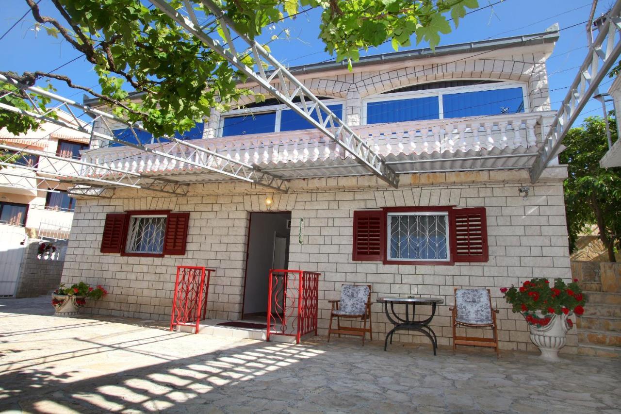 Apartments By The Sea Seget Vranjica, Trogir - 980 Exterior photo